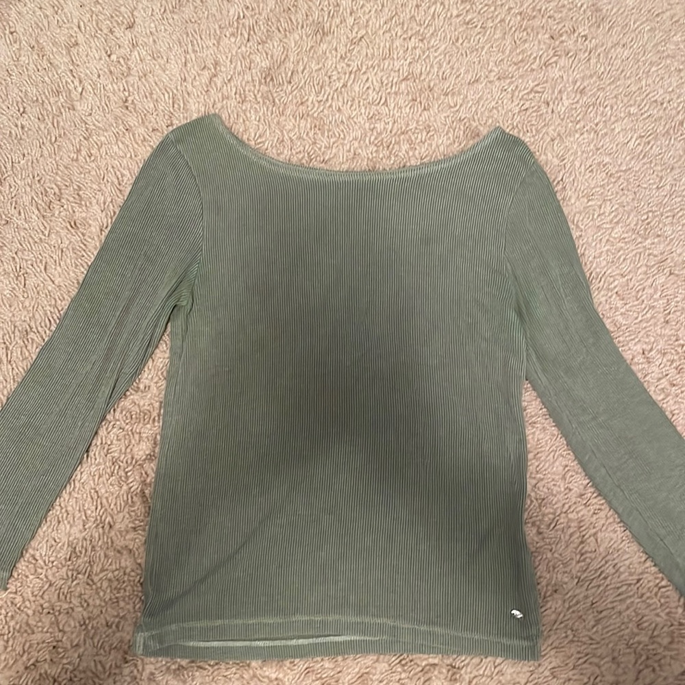 green american eagle long sleeve
